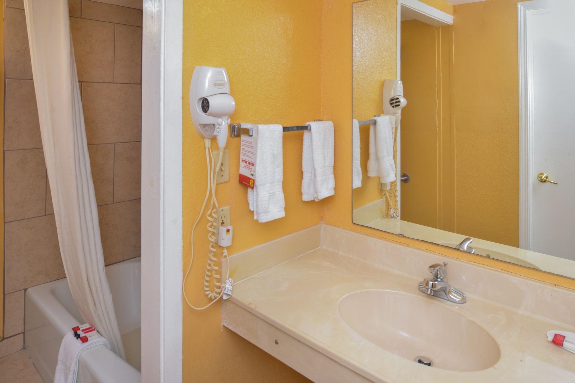 Super 8 By Wyndham Little Rock/North/Airport Hotel North Little Rock Ngoại thất bức ảnh